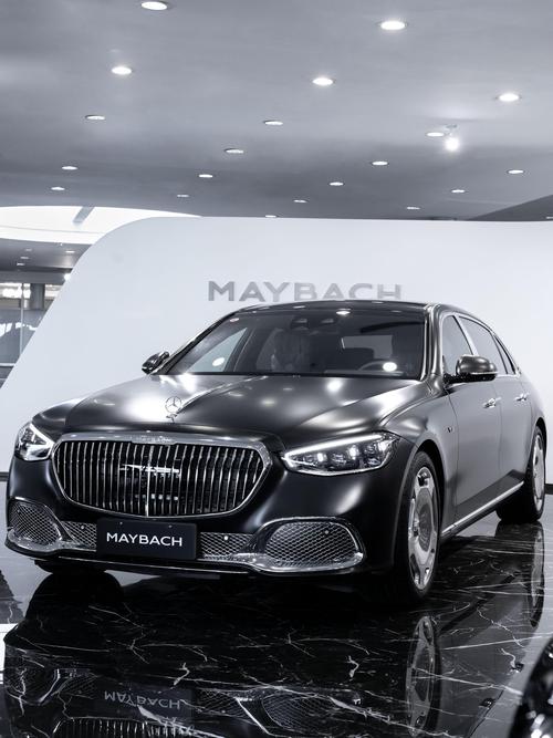 重庆232岚图汽车的售后服务让用户无忧出行，迈巴赫未来的豪华车趋势